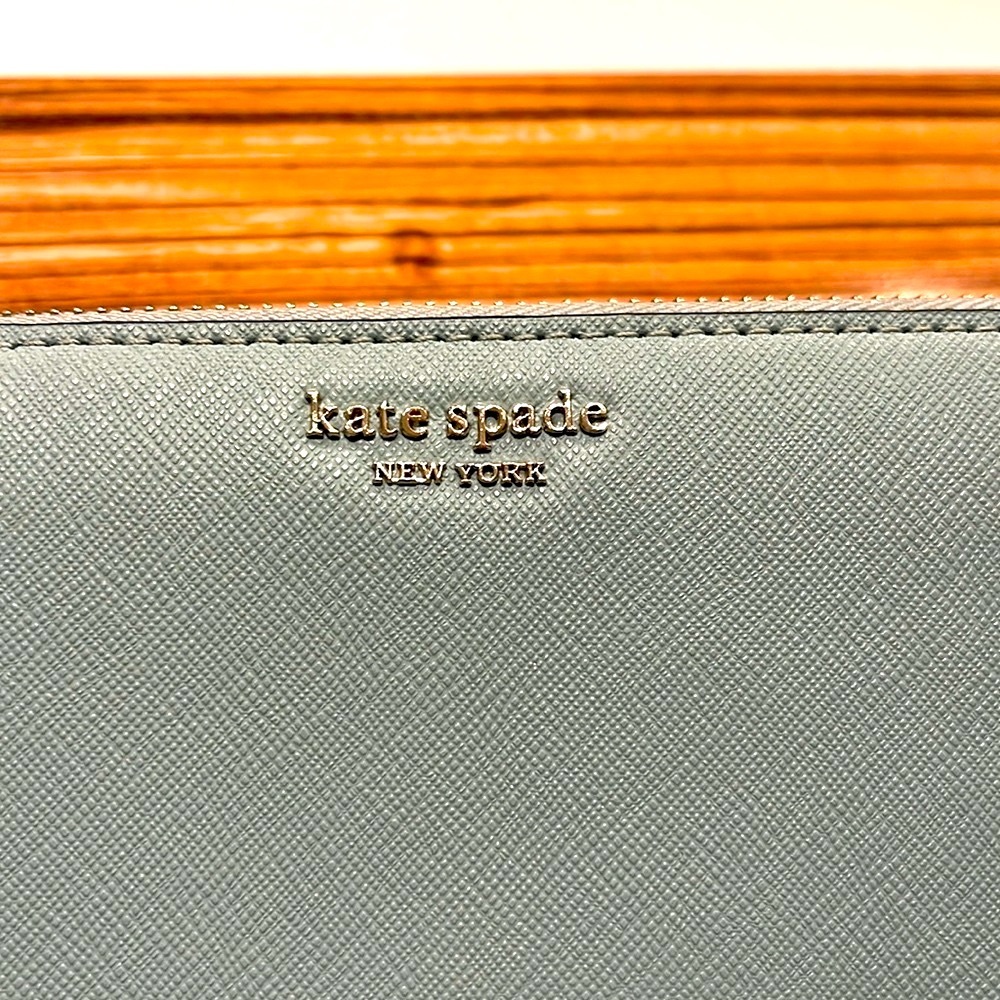 Kate Spade Leila Wallet - Picture 10 of 10